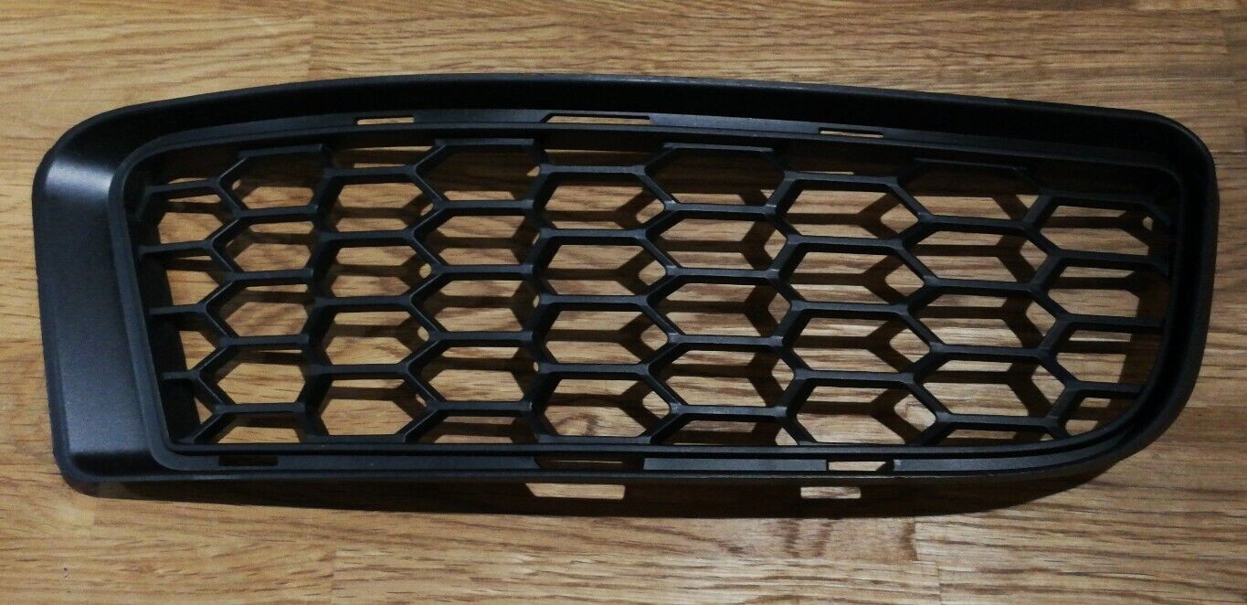 BMW 1 Series F20 F21 M Performance Front Bumper Grill Right for  