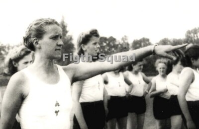 Bund Deutscher Mädel (BDM): Nazi Girls' Organization