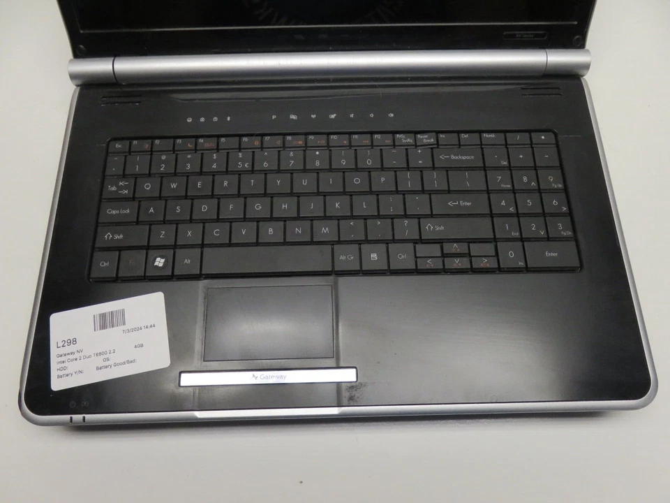 Portátil Gateway NV7802u Intel Core 2 Duo T6600 4 GB de RAM sin disco duro ni batería Foto 2 de 4