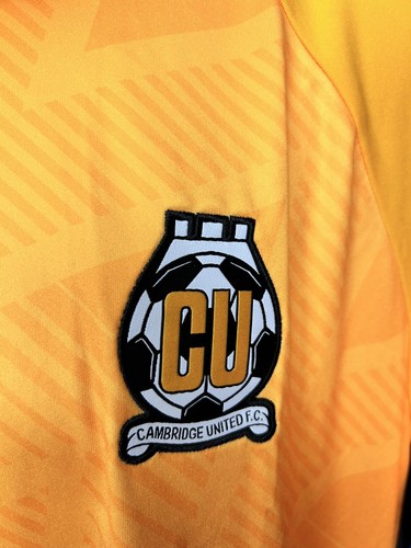 Cambridge United 2022/23 Home Football Soccer Shirt 2XL - Picture 2 of 12