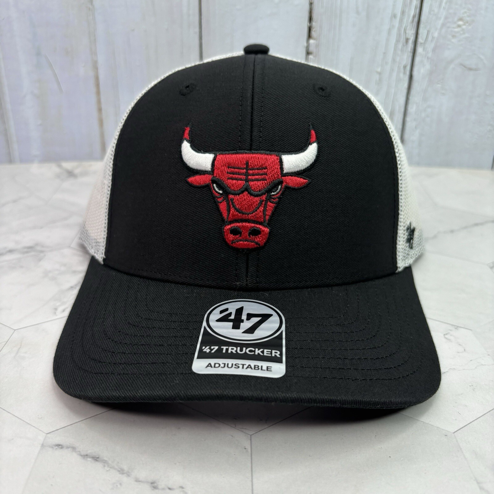 Chicago Bulls ‘47 Brand Trucker Black Red Adjustable Snapback Hat OSFA Cap NBA