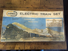 Lionel O Gauge Electric Train set No. 19530 Locomotive 1062 UntestedNo Tracks