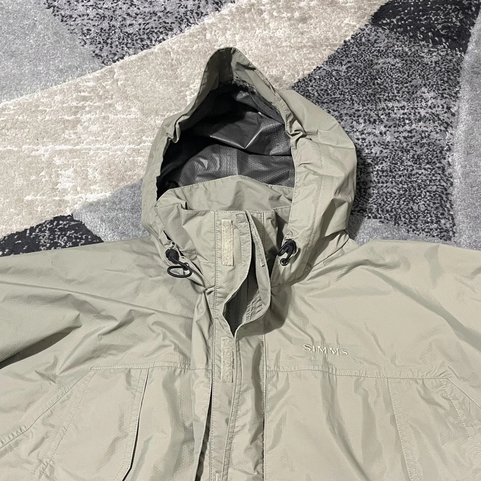 Simms GORE-TEX Paclite Jacket Mens XL Olive Green Hooded Waterproof Fishing Rain - Image 3 of 4
