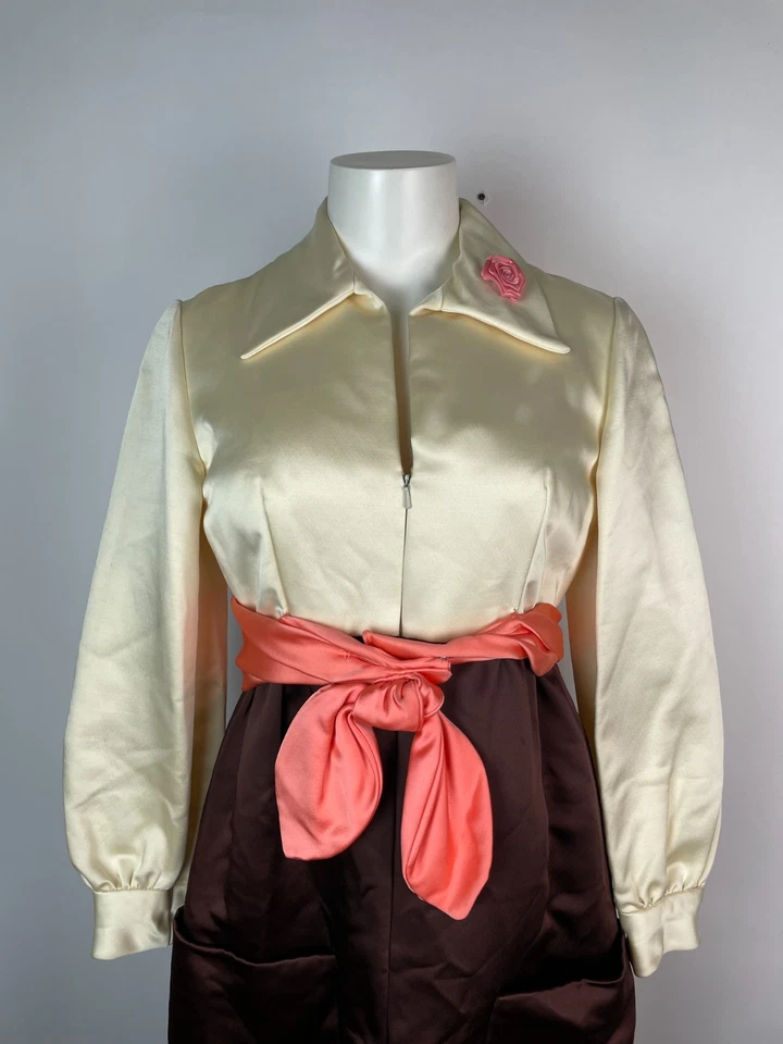 Vestido Vintage Años 50 Satinado I. MAGNIN Marfil Marrón con Lazo y Broche Extraíble 10 EE. UU. Foto 3 de 4