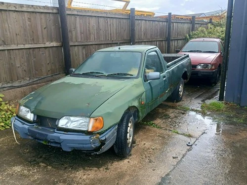 2x Ford Sierra P100 - Picture 1 of 8