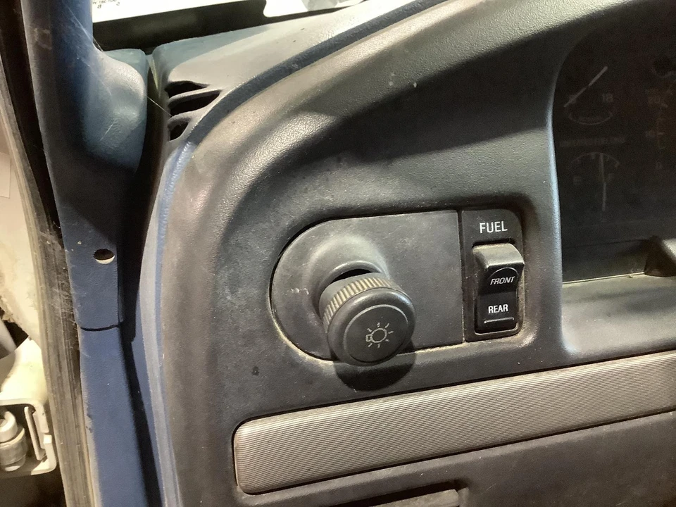 Used Left Headlight Assembly fits: 1995 Ford F250 PICKUP Left Grade A Foto 3 de 4