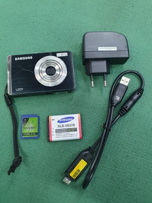 Samsung L201 Digitalkamera 10.2MP, FD, Multi Slide Show.
