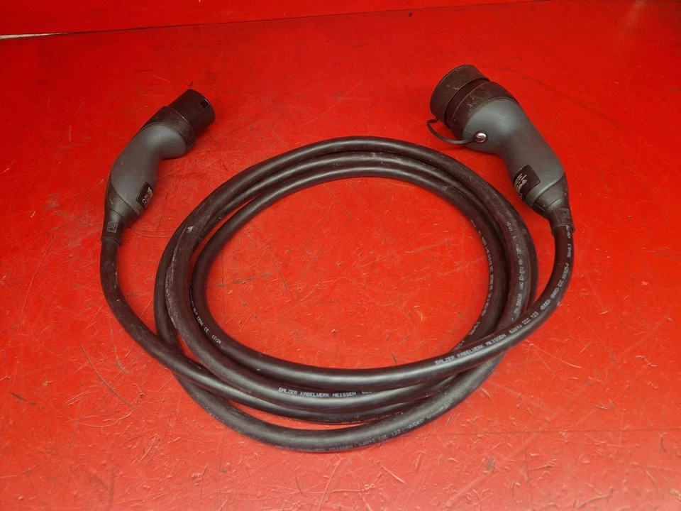 MERCEDES BENZ EQB MK1 2024 EV CHARGE CABLE 36316 - Image 2 of 4