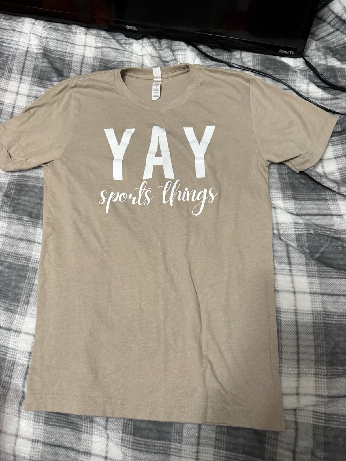 bella canvas t shirt womens Small