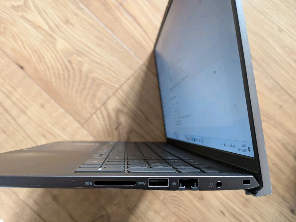 Dell Vostro 15 5510 Core i7 11390H 3.4Ghz 16GB RAM 512GB SSD 15.6" FHD 620 - Image 4 of 4