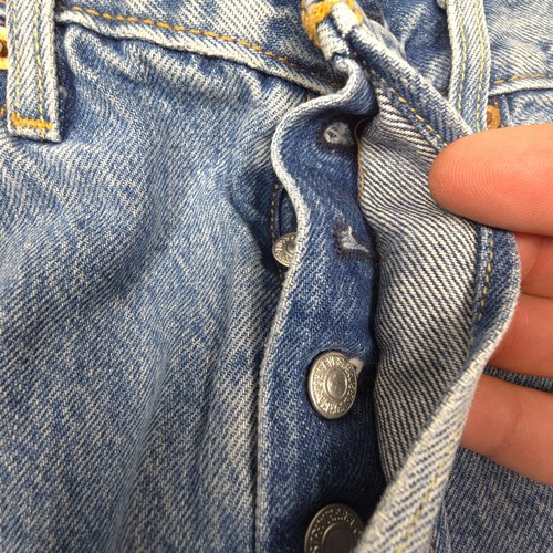 Levi's Shorts Womens 25 Blue Denim BIG E Beach Cut Off beach 501 summer Size 25 - Picture 2 of 12