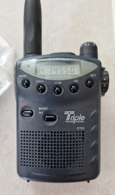 希少　スタンダード【C701】144╱430╱1200MHz　ハンディ機 s-l400.jpg
