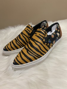 tiger print shoes