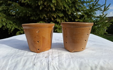 LOT 2 Anciennes Faisselles égouttoir à fromage grès pied tripode art populaire 