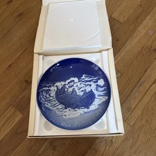 Bing Grondhal  Konhelig Hofleverandor Copenhagen Porcelain B&G Collectors Plate