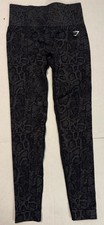 Gymshark Black Gray Animal Print Ankle Leggings Logo 25in Inseam 12in Waist