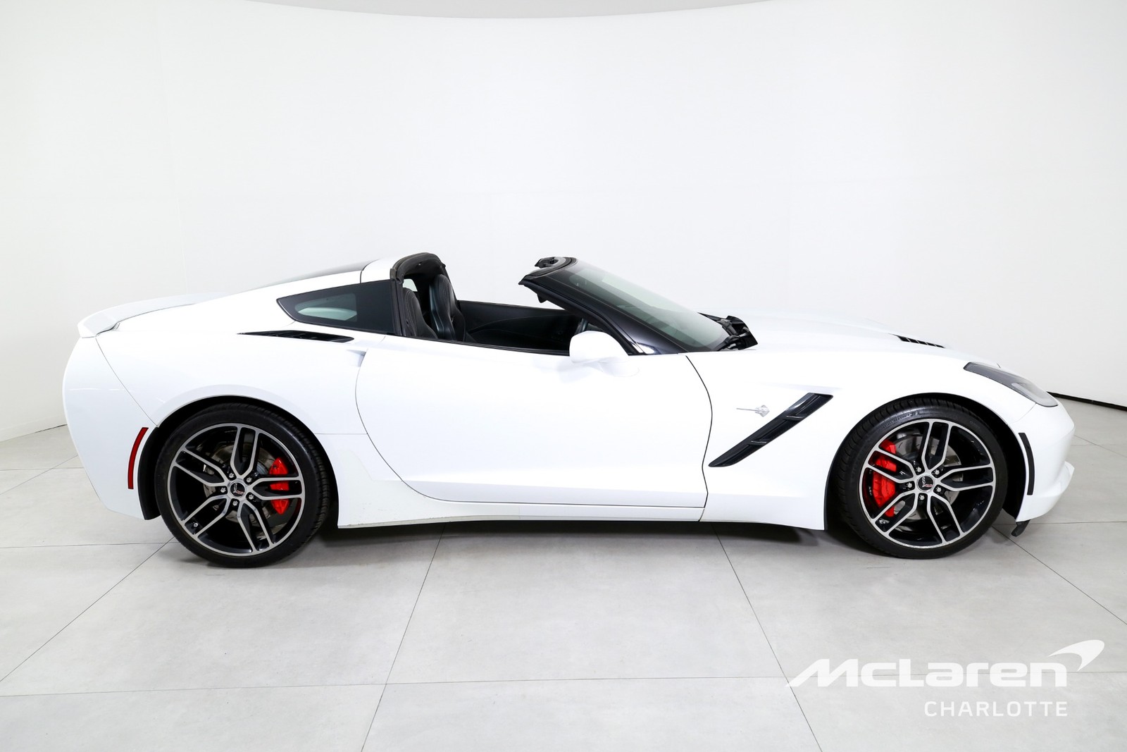 2019 White Chevrolet Corvette   | C7 Corvette Photo 10