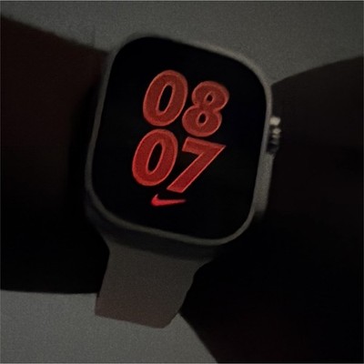 Nike Apple Watch Series 6 44mm 32GB Touch Screen iOS Black Silicone Band