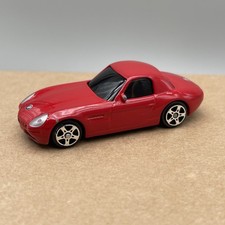 MAISTO BMW Z8 Coupe Red Diecast Model Car 11103 #6 Combi P&P