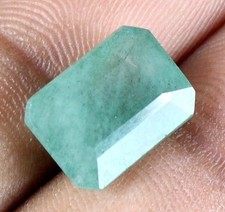 Zertifiziert Natürliches Grün Smaragd 6.10 Karat Schliff Edelstein T14109 No