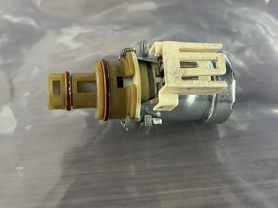 926-378 Torque Converter Clutch Solenoid for Ram ProMaster 1500 2500 3500 Foto 3 de 4