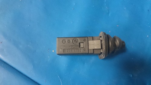 BMW 3er E46 Kontaktschalter Tankklappe 8228939
