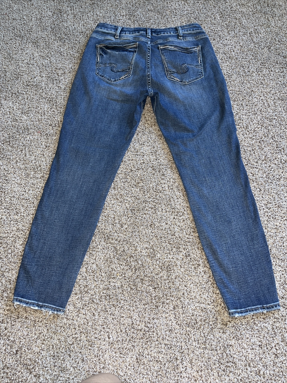 Silver Suki Women's 32x29 (actual 31 X 27.5) Super Skinny Denim Jeans - View 12