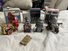 Lot Of 4 Vintage Tin Wind Up Robots! All W/Or...