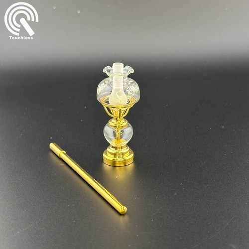 Casa de muñecas operación sin contacto escala 1:12 lámpara de aceite de pie luz LED miniatura - Imagen 17 de 30