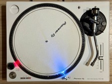 Tocadiscos Pioneer DJ PLX-500 x2 con mezclador Numark SCRATCH DJ Innofader Serato