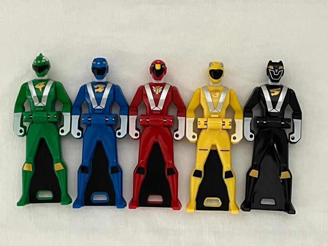 RANGER KEY SET movie editionおまけ付き Kaizoku Sentai Gokaiger / Ranger Key Set Movie Edition with