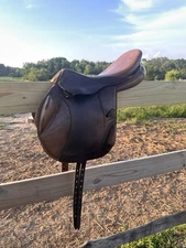 Rare 18" Ovation Monoflap Event Saddle