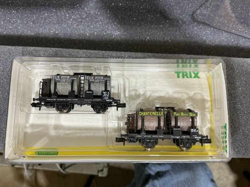 Juego de 2 coches de barril de vino Minitrix Trix 15130 escala N-23 | Condition: Used