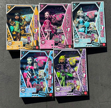 2026 Complete Set of 5 Monster High Dawn of the Dance Creeproduction - READ