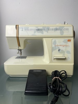 Husqvarna Viking Huskystar E20 Sewing Machine Beige W/ Foot Pedal TESTED WORKING