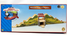 1997 Learning Curve/Britt Allcroft Thomas The Tank  Friends Mountain Tunnel