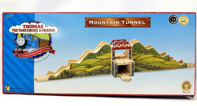1997 Learning Curve/Britt Allcroft Thomas The Tank & Friends Mountain Tunnel