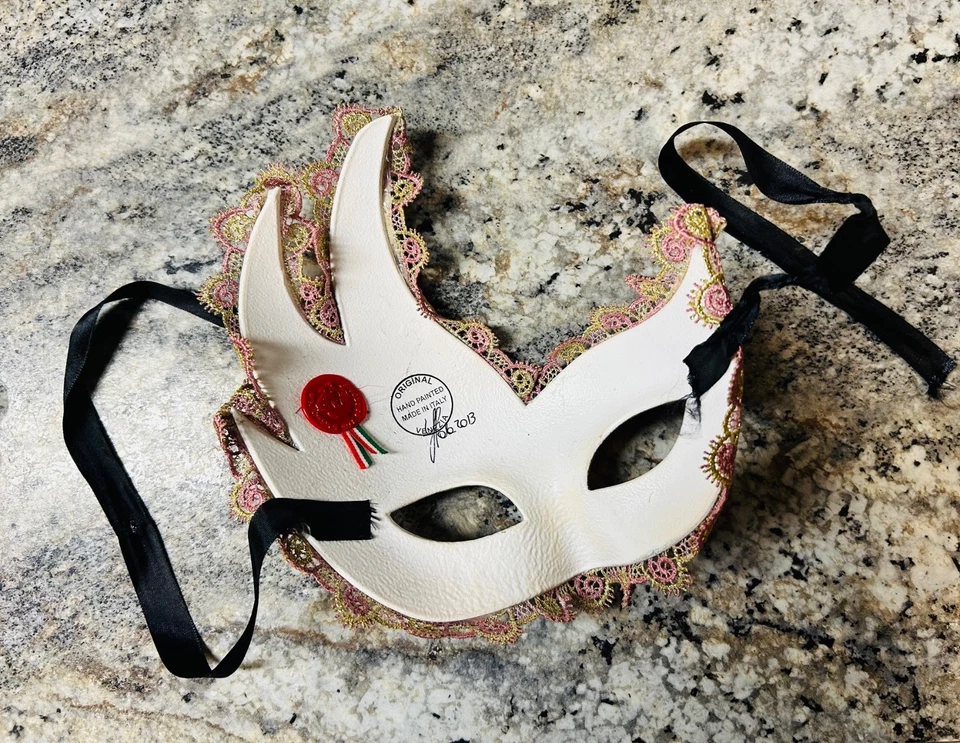 VENETIAN GIADA ONDA EYE MASK - Hand Signed, Wax Seal, Hand Made & Painted in Ven - Image 2 of 3