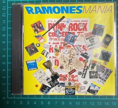 RAMONES / MANIA