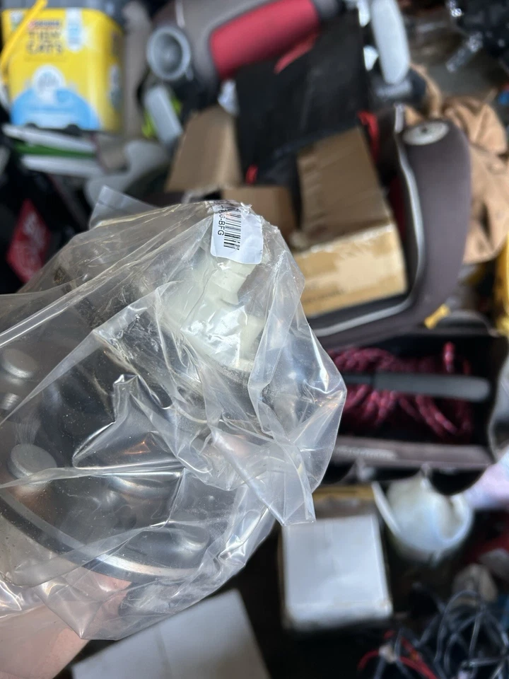 Bujes de rueda para un 08 Chevy Impala 2 delantero 1 trasero todavía en plástico Foto 3 de 4