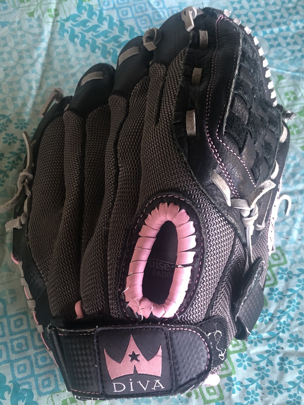 Guante de pelota Louisville Slugger zurdo serie Diva mano izquierda lanzamiento mano derecha