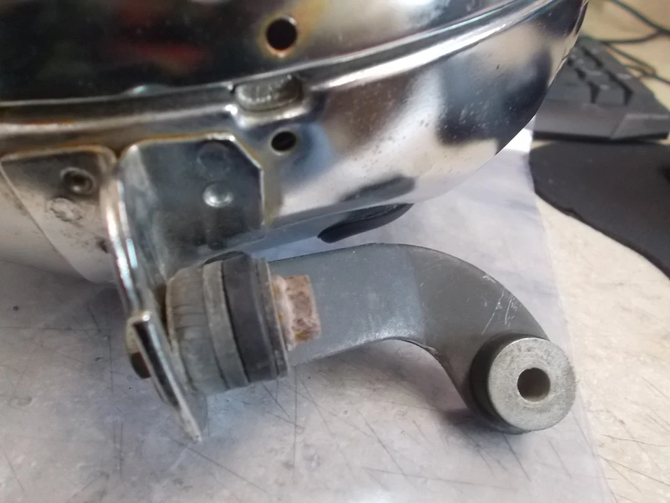  Conjunto de unidad de faros Yamaha 1978-1983 XS650 584-84310-61-00 Foto 3 de 4