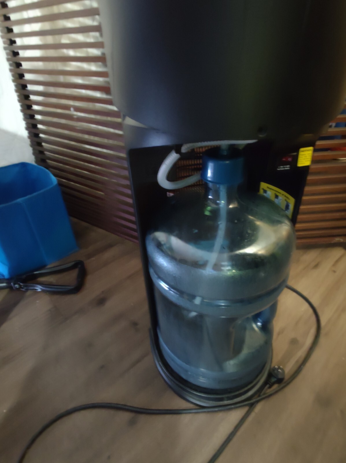 Crystal Mountain water Cooler/Heater dispenser bottom load 5 gallon