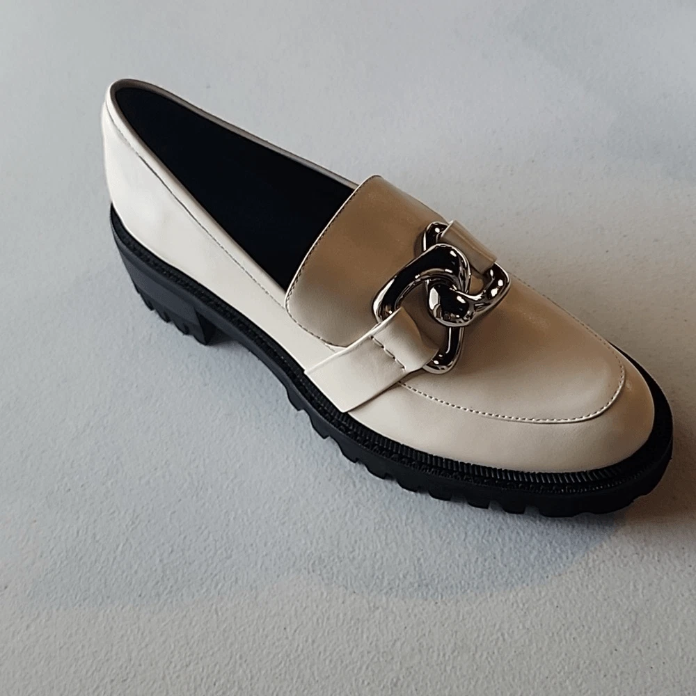 Womens loafers hotsell size 11