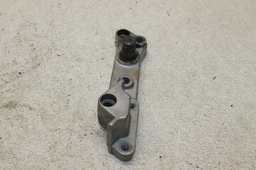 02 KAWASAKI CONCOURS 1000 ZG1000A MOUNT BRACKET - Picture 2 of 5