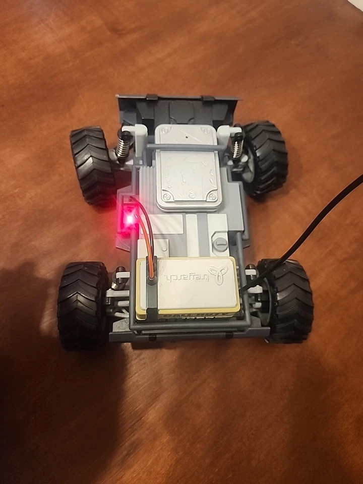 CALL OF DYTY BLACK OPS RC-XD RC SURVEILANCE CAR & CONTROLLER TESTED. - Image 4 of 4