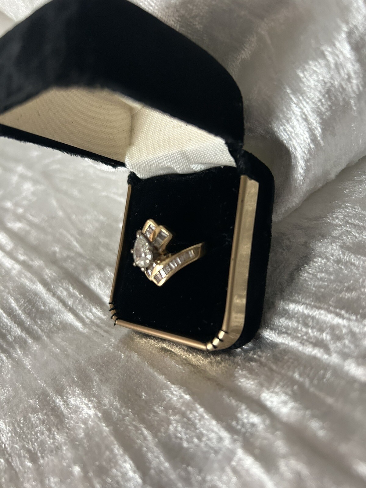 Wedding ring - image 2