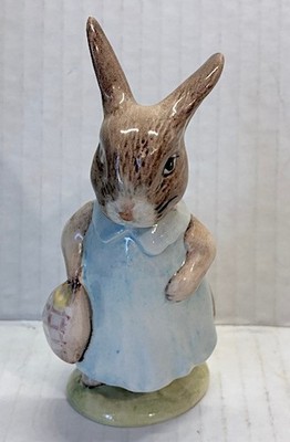 Beatrix Potter's Mrs Flopsy Bunny Figurine Beswick England F. Warne Co.  1965