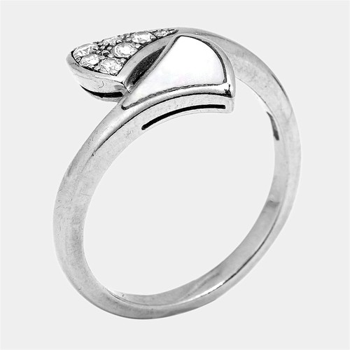 Bvlgari Divas Dream Mother of Pearl Diamonds 18k White Gold Ring Size 51