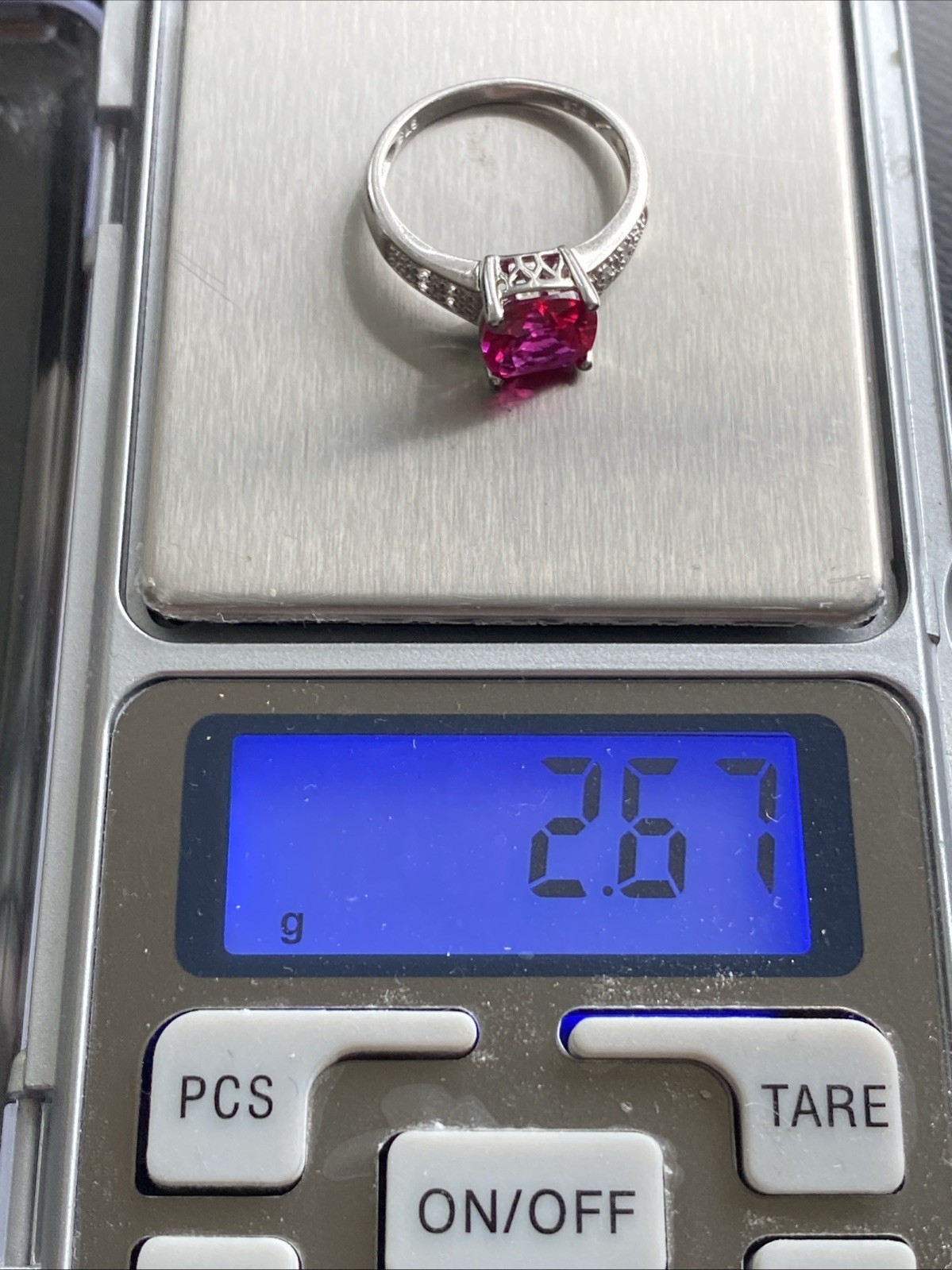 very beautiful silver ring with ruby ​​925. - image 11